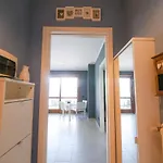 Full Of Colour Apartment *