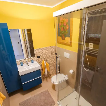 Full Of Colour דירה בלאנו