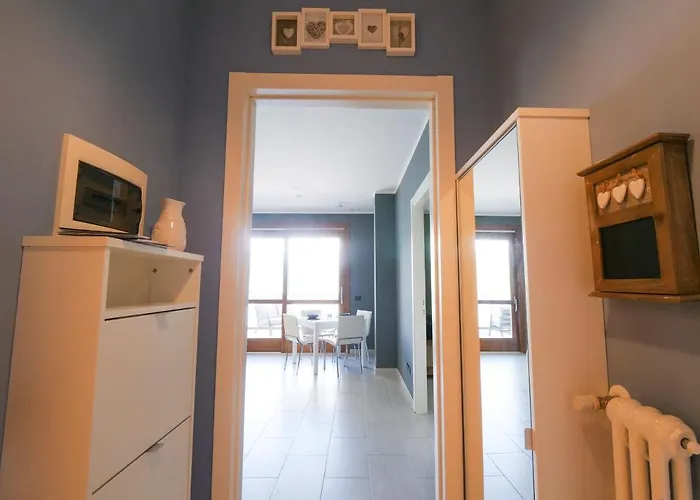 Full Of Colour アパート *